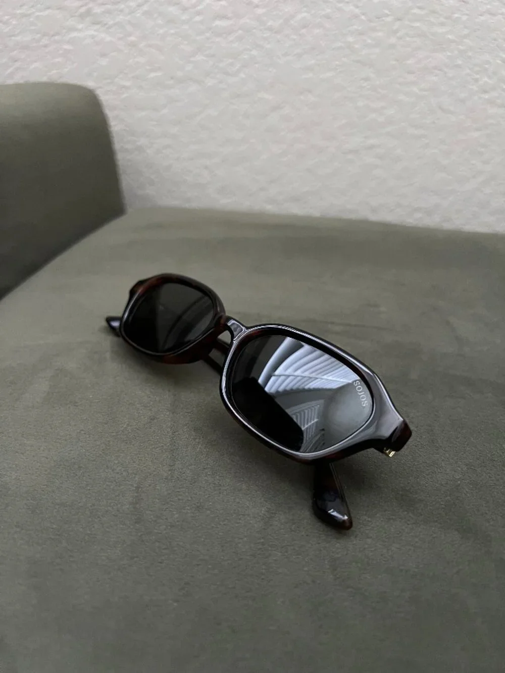 SOJOS Oval Tortoise Sunglasses